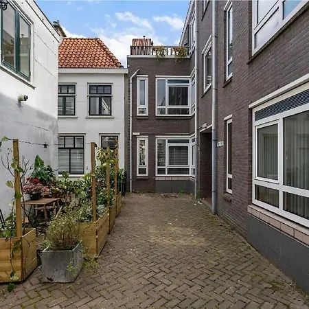 Apartment Cute House In The Centre With Terrace