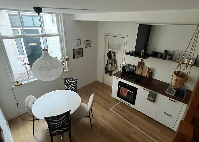 Cute House In The Centre With Terrace *