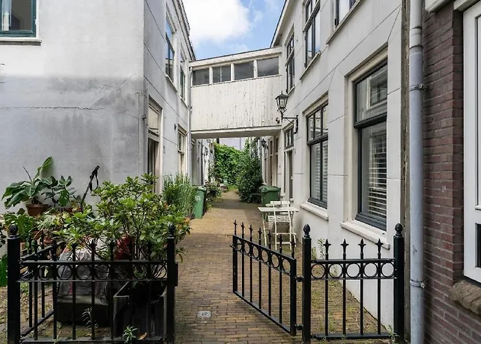 شقة Cute House In The Centre With Terrace لاهاي