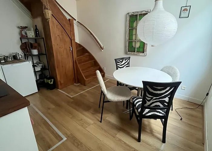 Cute House In The Centre With Terrace