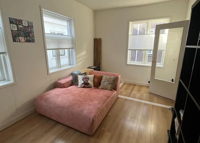 Apartament Cute House In The Centre With Terrace Haga