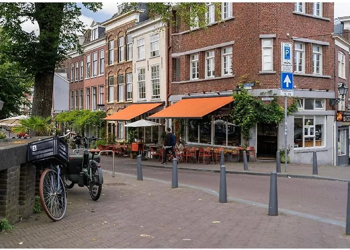 Cute House In The Centre With Terrace Apartament